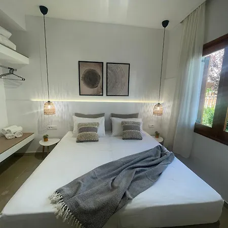 Katerina Sea La Canée