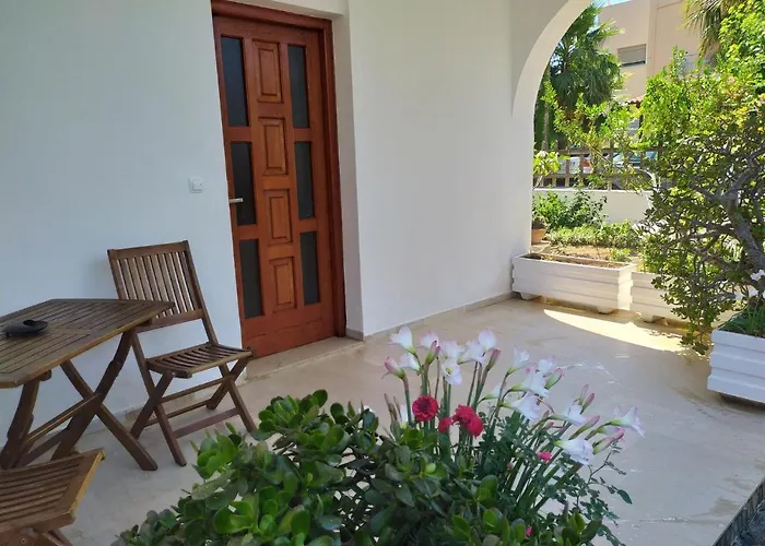 Katerina Sea * Hriszí Aktí Haniá