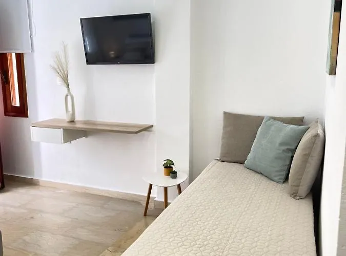 Katerina Sea Апартаменти *